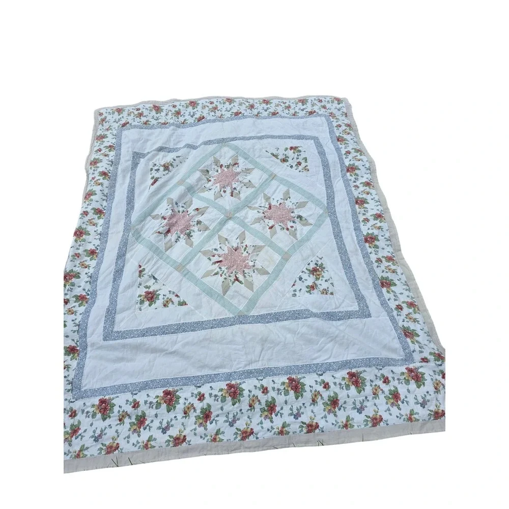 Handmade Patchwork Star Floral Quilt White Pink Green Farmhouse Cottagecore
